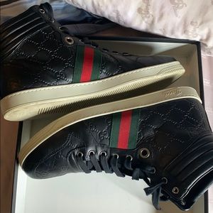 Black size 10 but fits like an 11